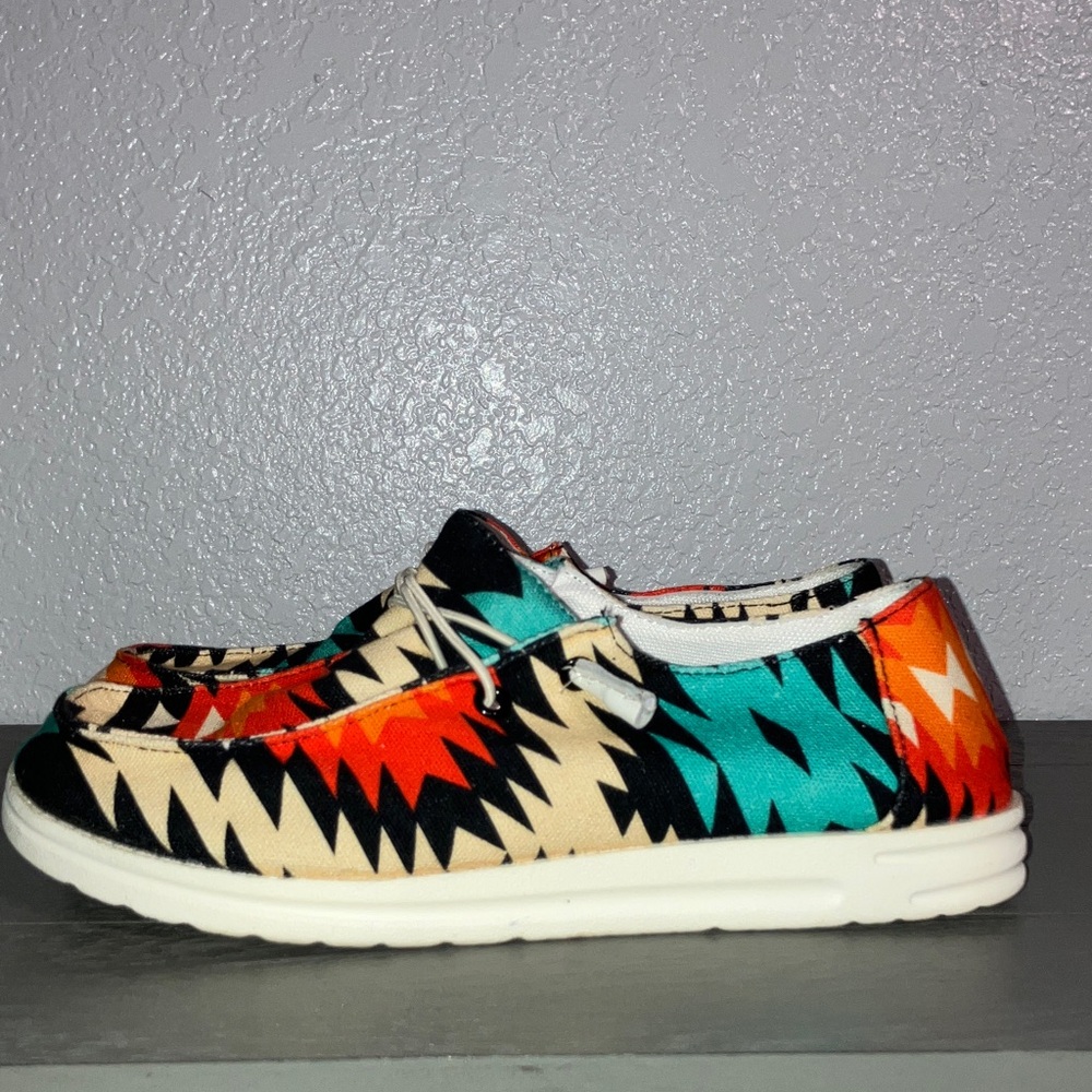 Aztec Print Slip-On - Picture 3 of 6